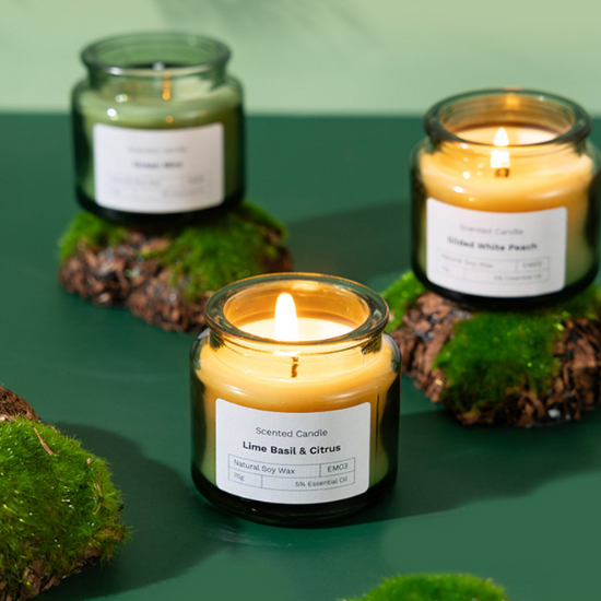 Alternative view of 森林調綠色玻璃瓶木質塞香薰蠟燭